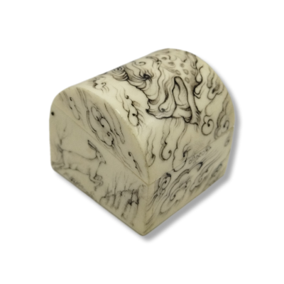 Camel bone box with Rider and Hunting design – Code 1010066